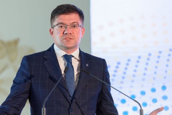 Jóváhagyta Iohannis a volt környezetvédelmi miniszter elleni kivizsgálás megkezdését